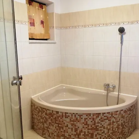 Na Cervene Louce Relax 1 فيلة